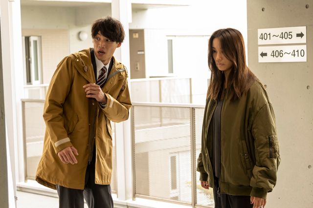 衝撃の初回からの！綾野剛、千葉雄大ら「アバランチ」2話場面写真（12枚目）