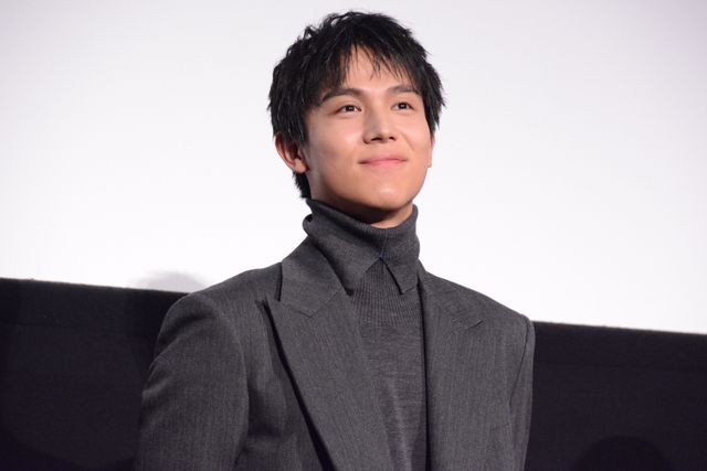 伊藤万理華＆中川大志らが登壇！『チャチャ』公開記念舞台あいさつ（5枚目）