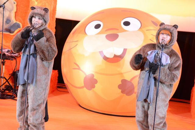 芳根京子、宮田俊哉らPUFFYと一緒にノリノリ！『私がビーバーになる時』もふもふビーバーパーティー（5枚目）