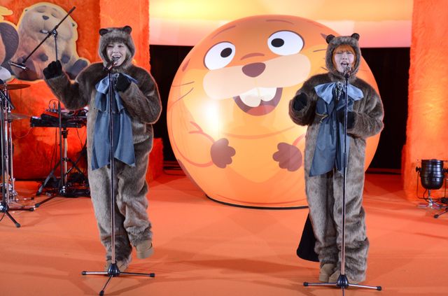 芳根京子、宮田俊哉らPUFFYと一緒にノリノリ！『私がビーバーになる時』もふもふビーバーパーティー（6枚目）