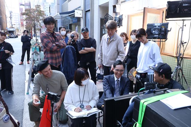 監督・松重豊の姿！『劇映画 孤独のグルメ』メイキングカット集（5枚目）