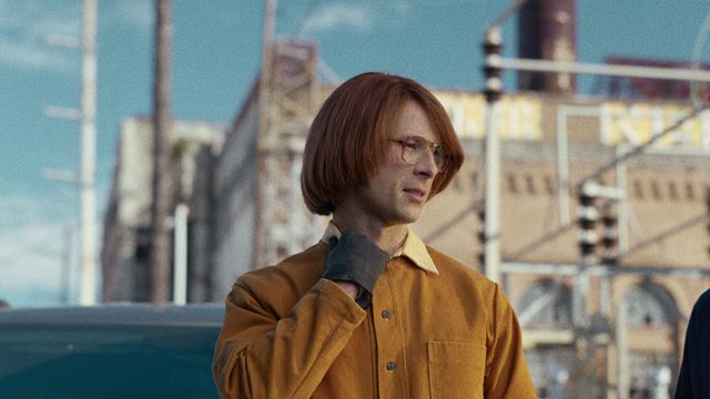 本当にグレン・パウエル？【七変化画像7枚】（3枚目）