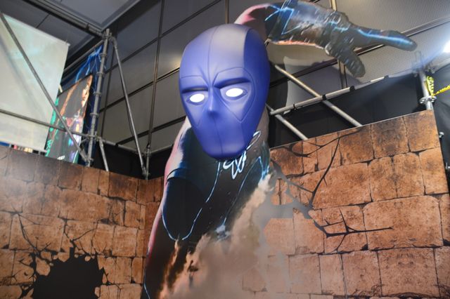 『ブラックアダム』4.5mのアトム・スマッシャーと写真が撮れる！「DCユニバースの世界展」プレス内覧会：フォトギャラリー