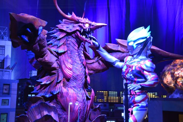 「ウルトラマンブレーザー」バザンガ戦、聖地・池袋で再現！「ウルサマ2023」メディア内覧会（ブレーザー編）：フォトギャラリー