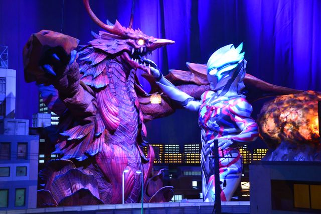 「ウルトラマンブレーザー」バザンガ戦、聖地・池袋で再現！「ウルサマ2023」メディア内覧会（ブレーザー編）（2枚目）