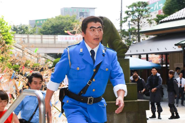 まさにイメージ通り！舞台「こち亀」ギャラリー（34枚目）