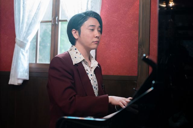 「あんぱん」たくや（大森元貴）がスランプに陥る…スピンオフドラマ場面写真：フォトギャラリー