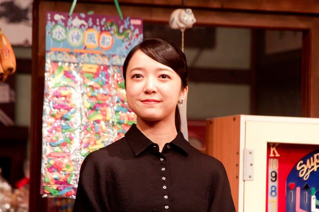 天海祐希、上白石萌音、大橋和也、伊原六花ら『ふしぎ駄菓子屋　銭天堂』本物のセットで舞台挨拶（12枚目）
