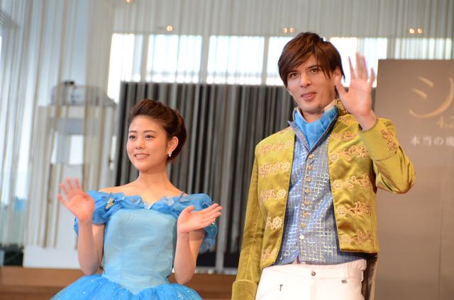 エスコート姿がかっこいい！『シンデレラ』エンドソングを生歌披露！フォトギャラリー（20枚目）