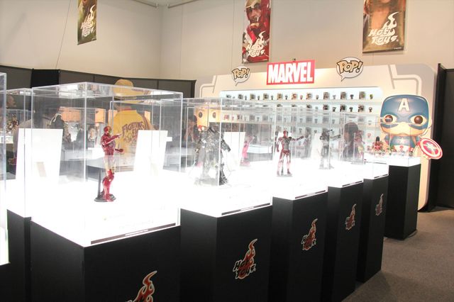 小島瑠璃子＆小林麻耶『アベンジャーズ』の魅力にドップリ！フォトギャラリー（10枚目）