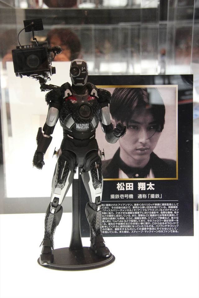 小島瑠璃子＆小林麻耶『アベンジャーズ』の魅力にドップリ！フォトギャラリー（29枚目）