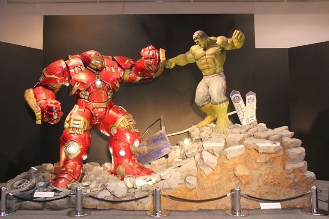 小島瑠璃子＆小林麻耶『アベンジャーズ』の魅力にドップリ！フォトギャラリー（34枚目）