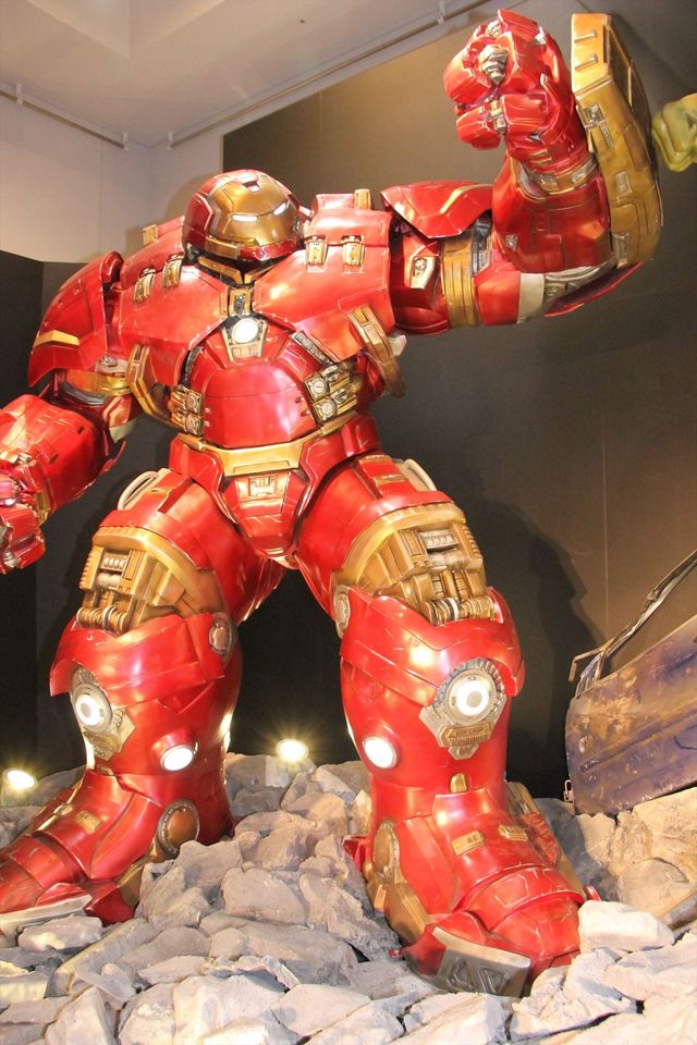 小島瑠璃子＆小林麻耶『アベンジャーズ』の魅力にドップリ！フォトギャラリー（36枚目）