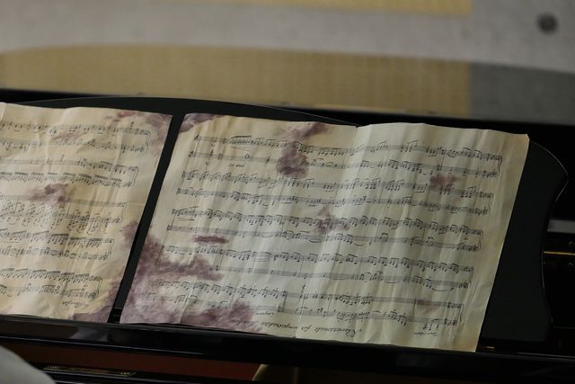 黒島結菜が天才ピアニストに！「世にも奇妙な物語 ’19 雨の特別編」より（5枚目）