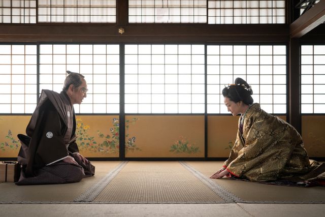 「べらぼう」“白眉毛”（石坂浩二）＆意次（渡辺謙）対立から共闘へ…（4枚目）