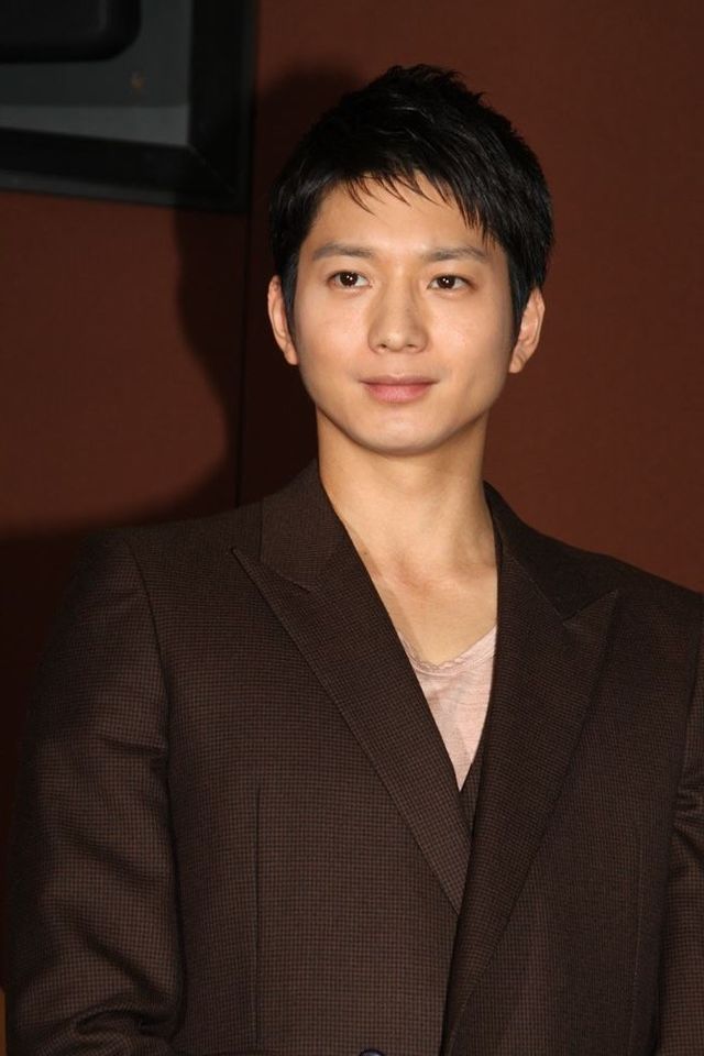 初恋を振り返る向井理…映画『百瀬、こっちを向いて。』予告編ナレーション収録フォトギャラリー（6枚目）