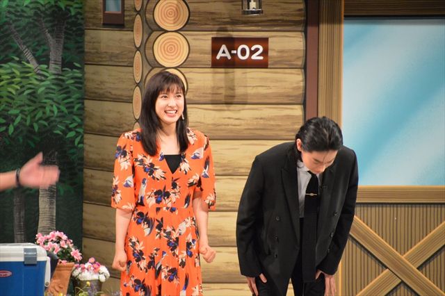 菅田将暉＆土屋太鳳、吉本新喜劇の出演に密着！ズッコケから大爆笑まで！（18枚目）