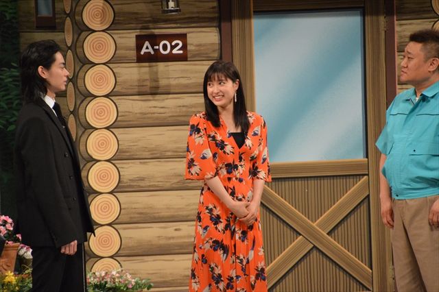 菅田将暉＆土屋太鳳、吉本新喜劇の出演に密着！ズッコケから大爆笑まで！（22枚目）