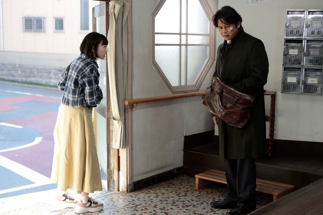 ドラマ「シッコウ!!~犬と私と執行官~」第1話場面カット:フォトギャラリー