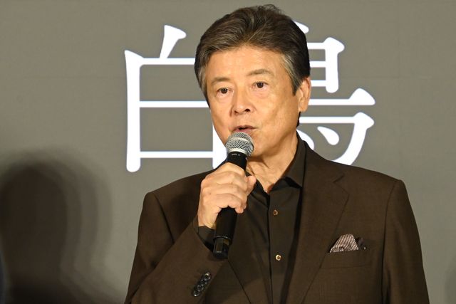 松村北斗、今田美桜ら東野圭吾原作『白鳥とコウモリ』完成披露オープニングセレモニーの様子（42枚目）