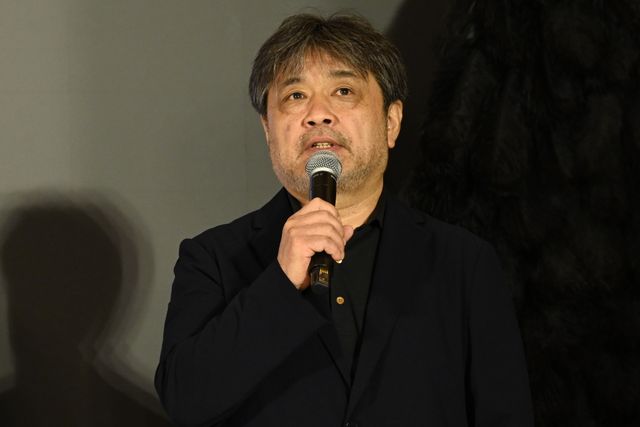 松村北斗、今田美桜ら東野圭吾原作『白鳥とコウモリ』完成披露オープニングセレモニーの様子（44枚目）