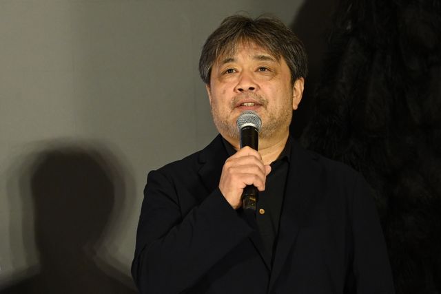 松村北斗、今田美桜ら東野圭吾原作『白鳥とコウモリ』完成披露オープニングセレモニーの様子（46枚目）