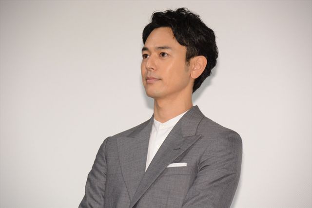 豊川悦司「ブッキーが大好き！」妻夫木聡と仲良しショット『パラダイス・ネクスト』ジャパンプレミア（13枚目）