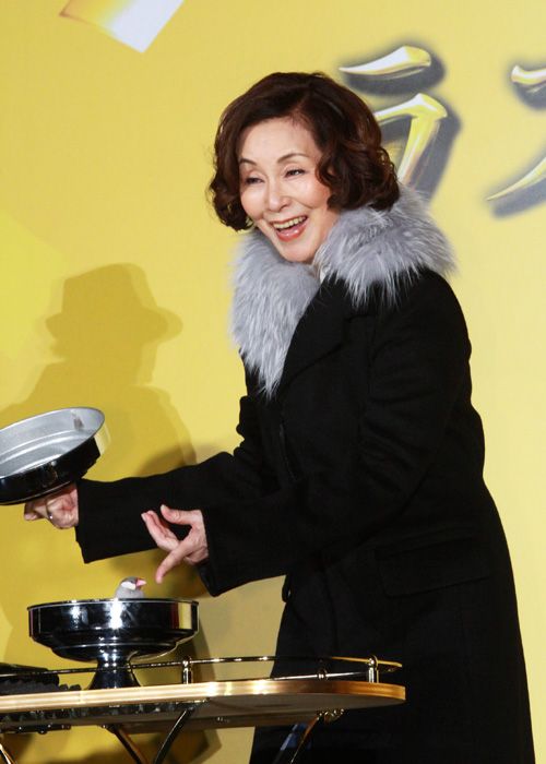 メンバー勢ぞろい！『TRICK トリック』完結編、完成披露イベント写真ギャラリー（2枚目）