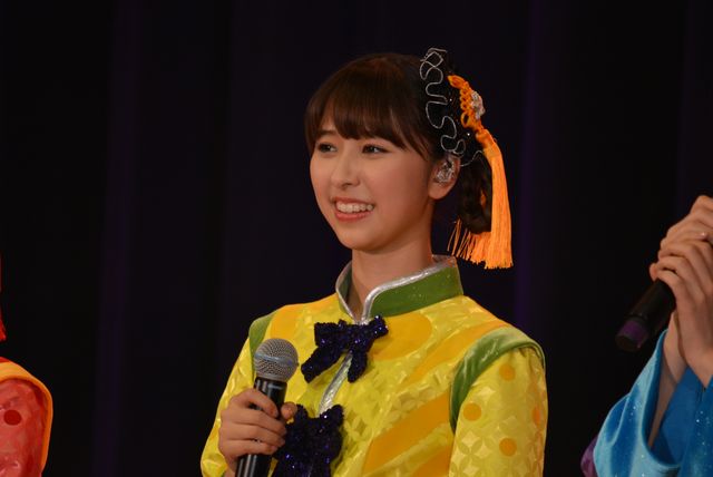 ももクロがサプライズ登場！歌って踊って女子高生から大歓声（9枚目）