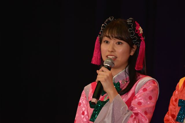 ももクロがサプライズ登場！歌って踊って女子高生から大歓声（11枚目）