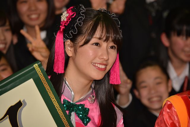 ももクロがサプライズ登場！歌って踊って女子高生から大歓声（18枚目）