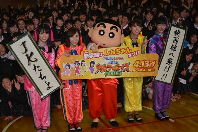 ももクロがサプライズ登場！歌って踊って女子高生から大歓声（20枚目）