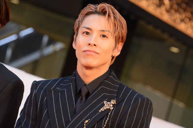川村壱馬、RIKU、吉野北人がかっこいい正装で登場（4枚目）