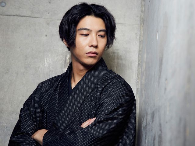 目力最強説！目が離せない【賀来賢人インタビューカット集】（6枚目）