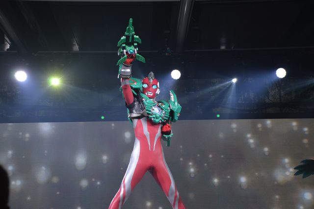 ブレーザー＆アーク＆ギルアークも参戦！「ウルトラヒーローズEXPO」内覧会＆ライブステージゲネプロ（5枚目）