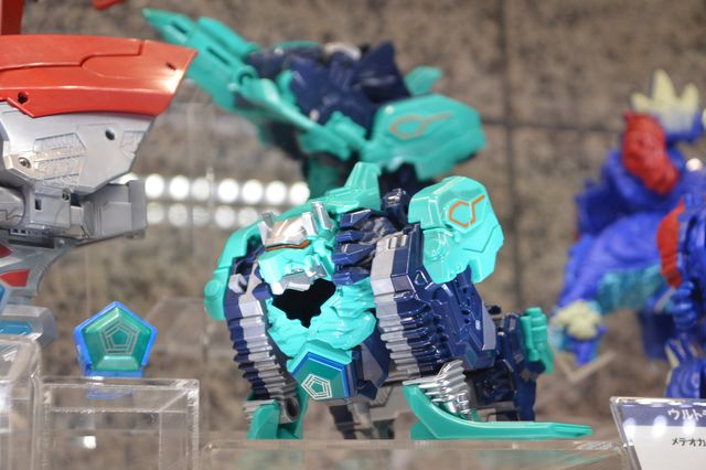 ブレーザー＆アーク＆ギルアークも参戦！「ウルトラヒーローズEXPO」内覧会＆ライブステージゲネプロ（13枚目）