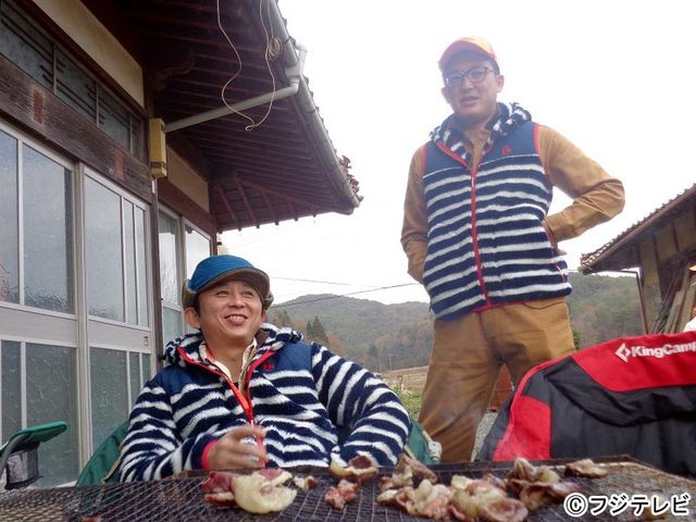 有吉、弟と初ロケ共演で兄の顔！「有吉弘行の田舎発見バラエティ！『明日あいたい島村さん』」ギャラリー（2枚目）