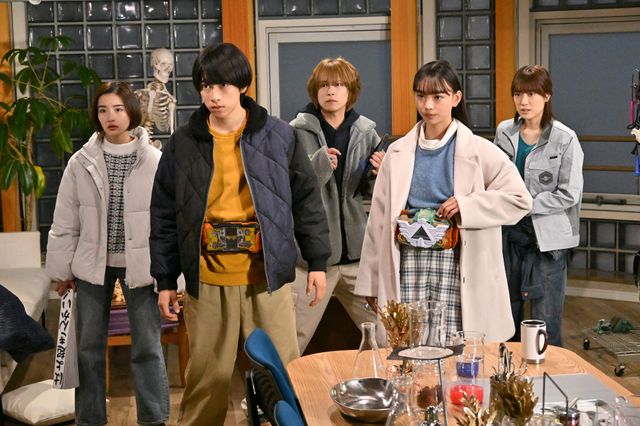 「仮面ライダーガッチャード」暴走するウィールマルガム！第21話場面カット（4枚目）