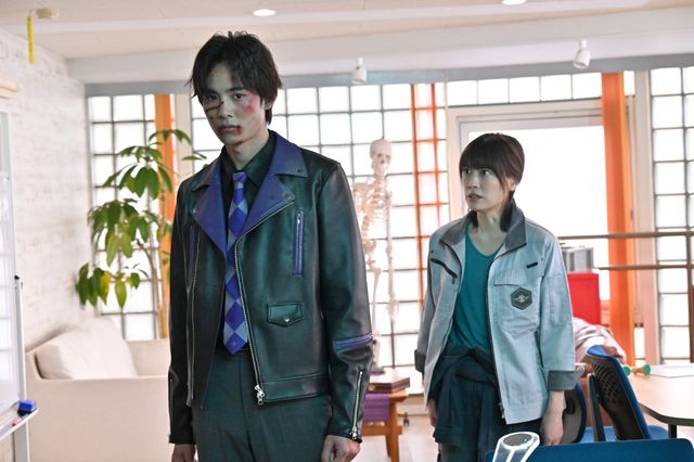 「仮面ライダーガッチャード」暴走するウィールマルガム！第21話場面カット（5枚目）