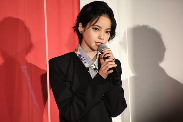 岡田准一、木村文乃、平手友梨奈ら豪華キャスト勢ぞろい！『ザ・ファブル　殺さない殺し屋』初日舞台あいさつ（15枚目）