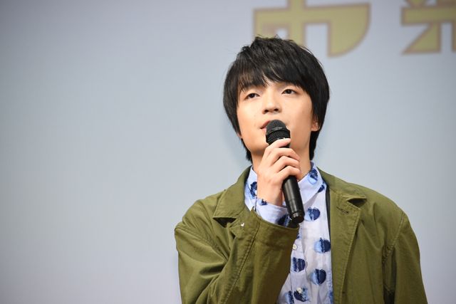 本田翼、スライムと記念撮影！ドラマ「ゆうべはお楽しみでしたね」制作発表会見（4枚目）