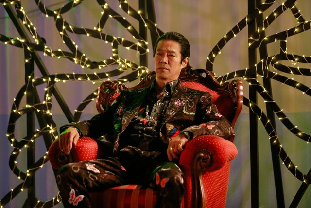 鞭を構える菜々緒の姿も！『土竜の唄 FINAL』場面写真（2枚目）