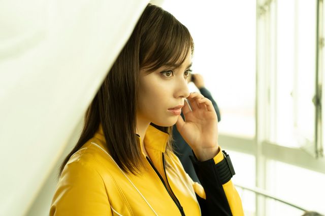 鞭を構える菜々緒の姿も！『土竜の唄 FINAL』場面写真（6枚目）