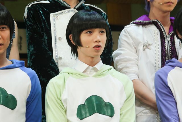 人気キャスト勢ぞろい！舞台「おそ松さん on STAGE ～SIX MEN’S SHOW TIME 2～」東京ゲネプロ＆囲み（8枚目）