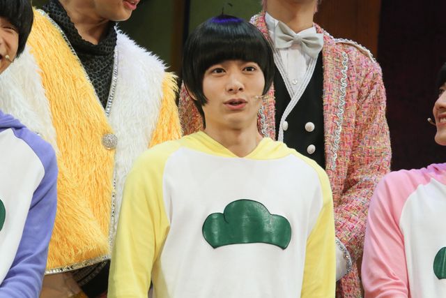 人気キャスト勢ぞろい！舞台「おそ松さん on STAGE ～SIX MEN’S SHOW TIME 2～」東京ゲネプロ＆囲み（9枚目）