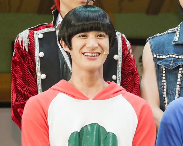 人気キャスト勢ぞろい！舞台「おそ松さん on STAGE ～SIX MEN’S SHOW TIME 2～」東京ゲネプロ＆囲み（12枚目）