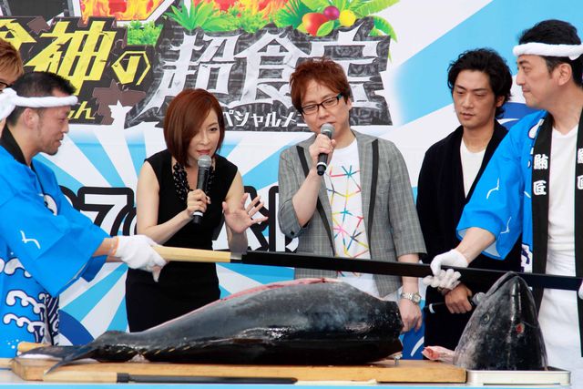 女児を出産した辺見えみり、観客が夫の松田賢二を祝福!!　妻の手料理は「ブリ大根」「ハンバーグ」が好き!!　画像ギャラリー（13枚目）