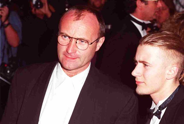 フィル・コリンズと息子サイモン・コリンズ （右）- 写真は1994年撮影