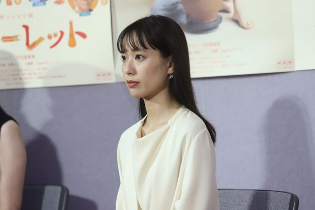 戸田恵梨香、女性陶芸家を「胸を張って演じたい」連続テレビ小説「スカーレット」試写会（5枚目）