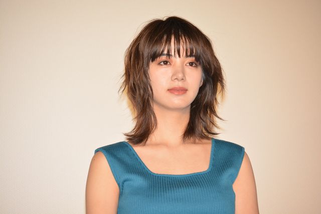 菅田将暉＆土屋太鳳がお客さんを出迎え！『となりの怪物くん』初日舞台あいさつ（16枚目）